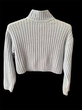 Ribbed Mock Neck Cropped Sweater - Light blue by Divaded  size S like new